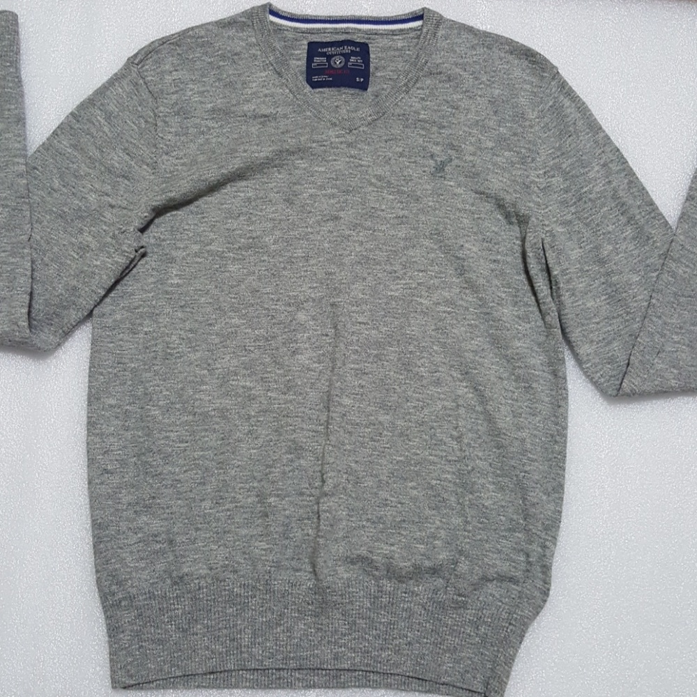 AMERICAN EAGLE🎀 men's sweater size S/P